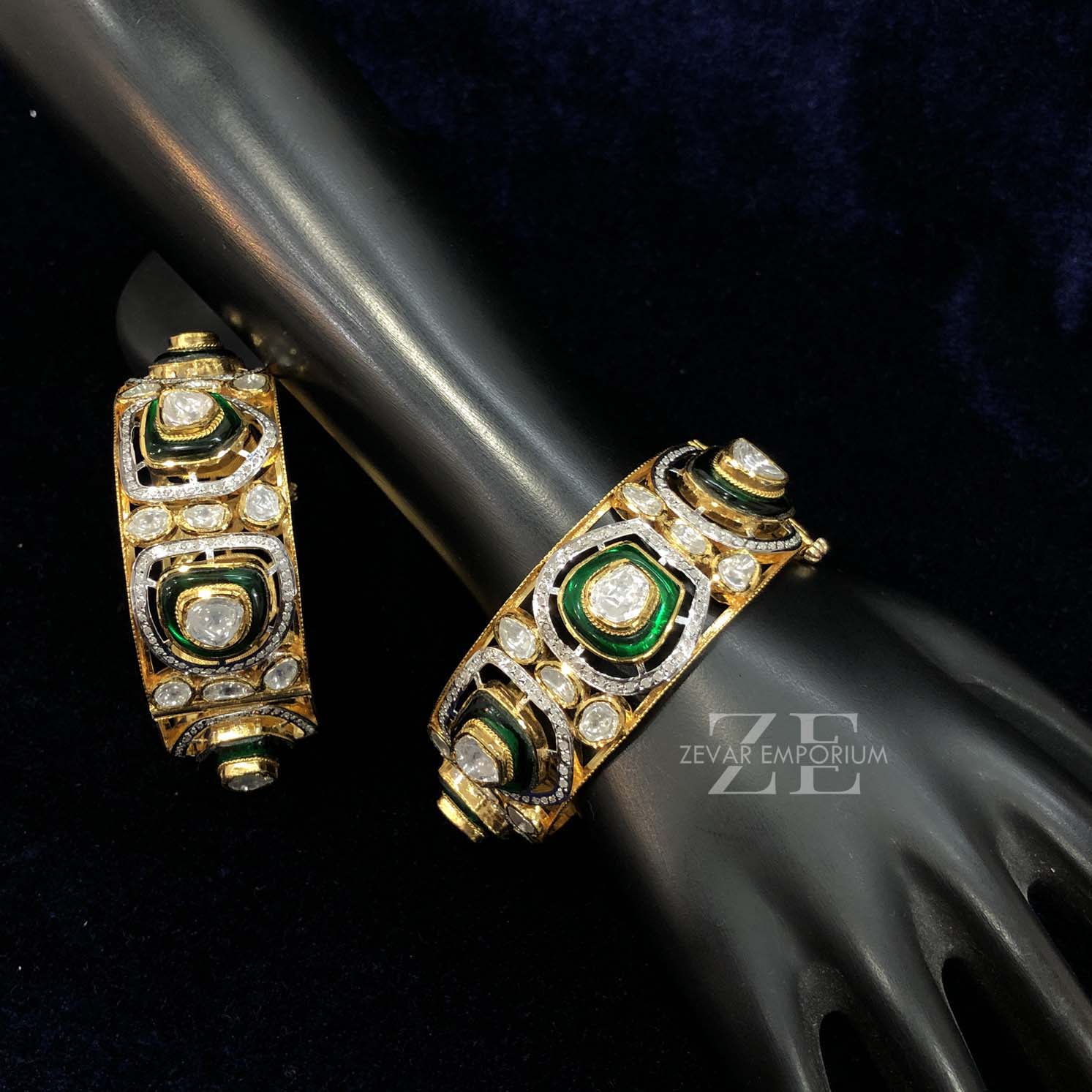 Polki Bangles Gold in 18K Gold with Syndicate Uncut Diamond Polki and Green Meena Detailing