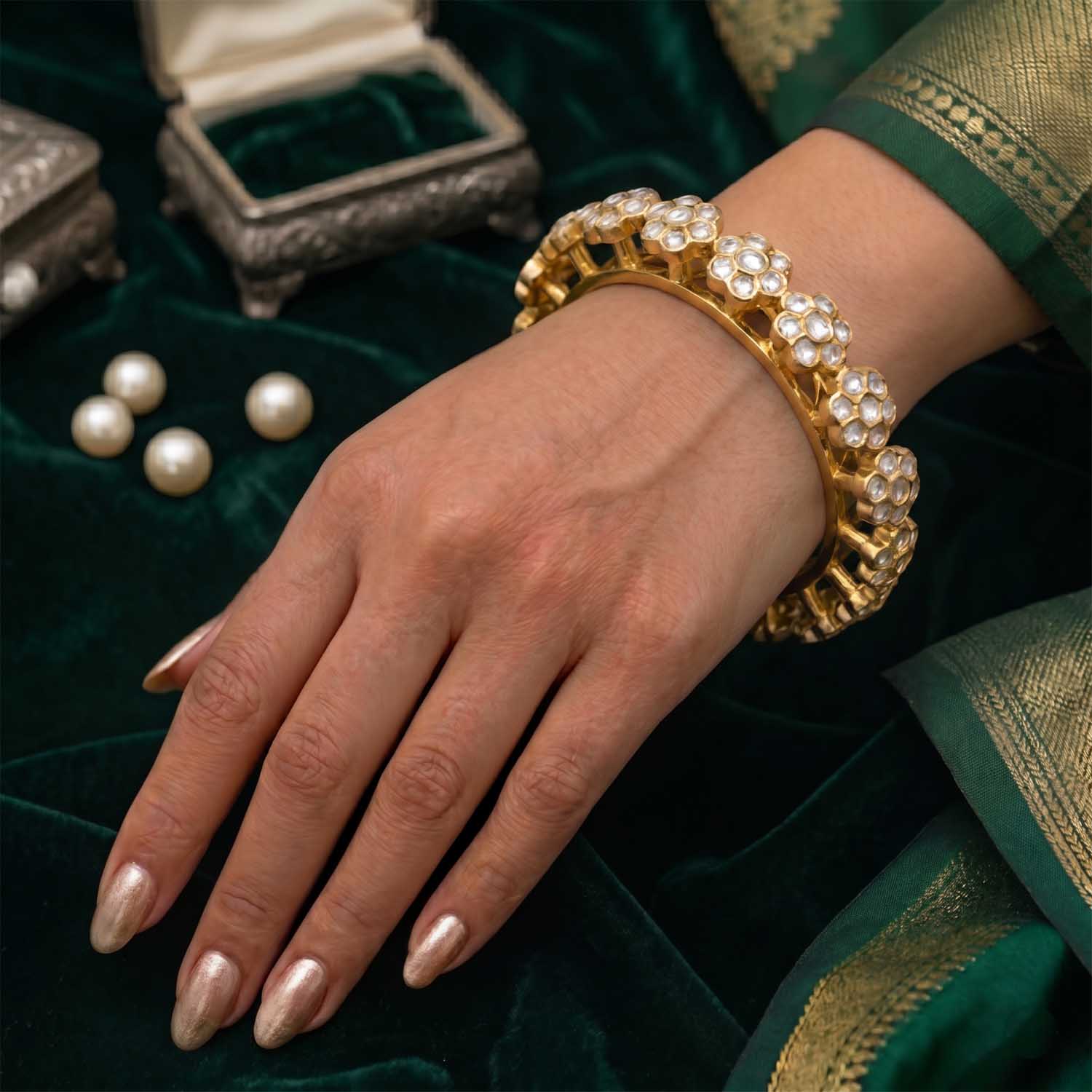 Bridal Pacheli Bangles in 18K Gold with Syndicate Polki for Wedding Trousseau